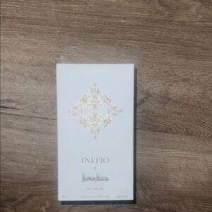 Initio x Neiman Marcus Perfume(JUST THE BOX)